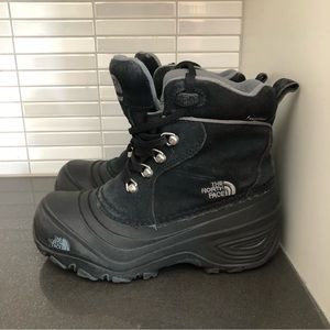 The North Face Heatseeker kids lined hiking boots